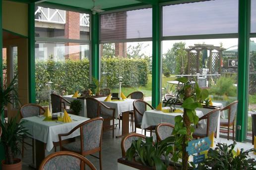 Greenline Hotel Hellfeld Neubrandenburg Exterior photo
