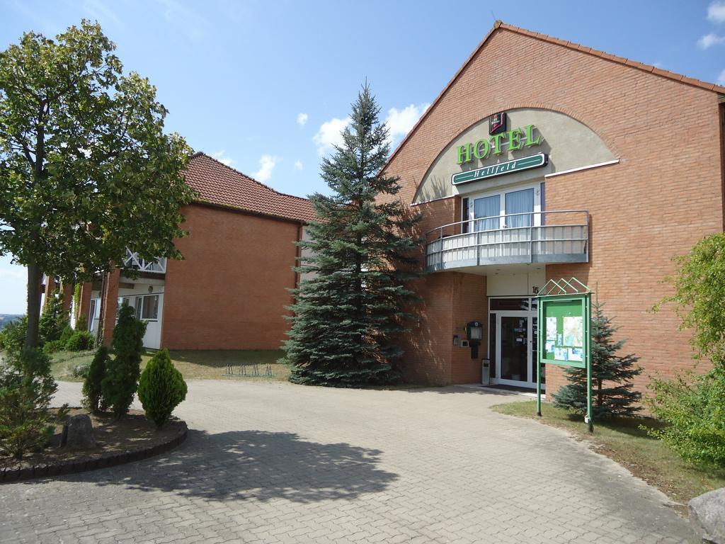 Greenline Hotel Hellfeld Neubrandenburg Exterior photo